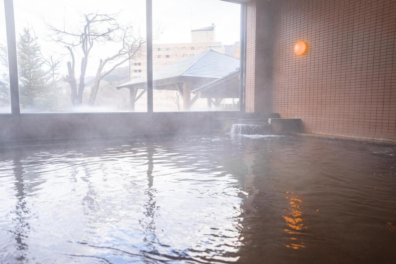 Готель Ishiuchibase Minamiuonuma Екстер'єр фото